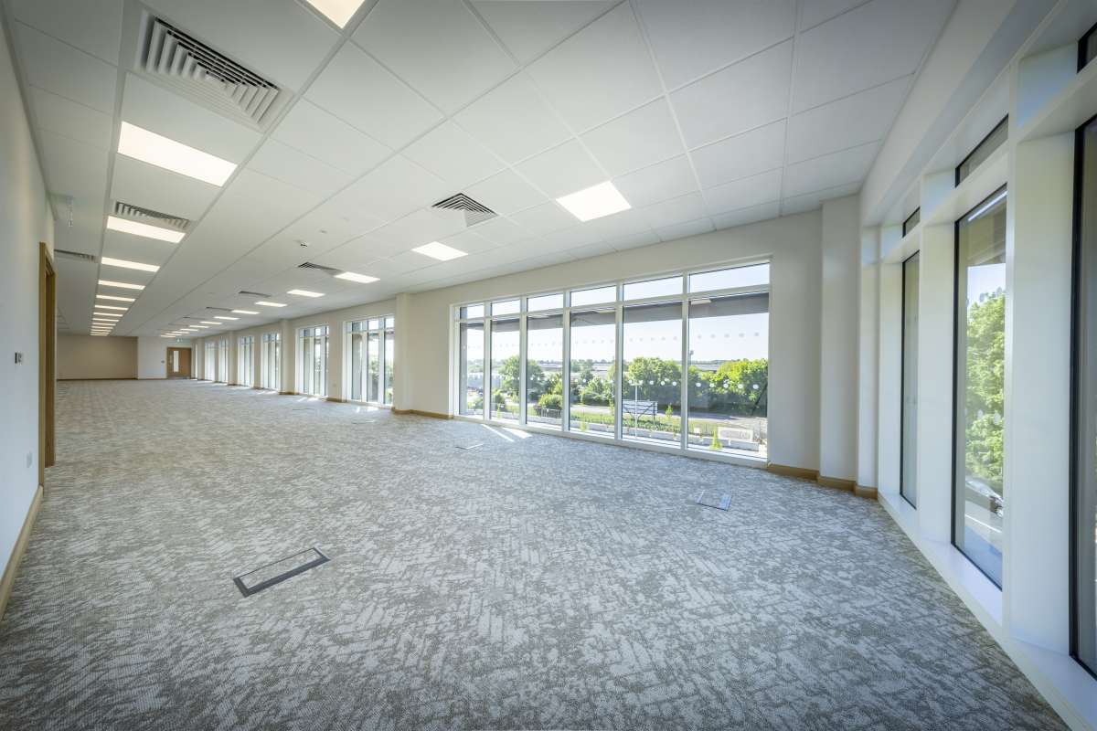 Industrial Unit in Old Wolverton - photo 4