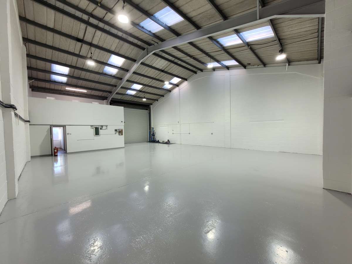 Industrial Unit in St. Ives - photo 2
