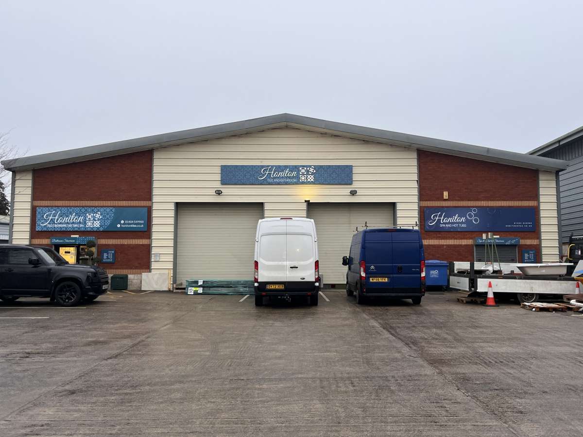 Industrial in Heathpark Industrial Estate