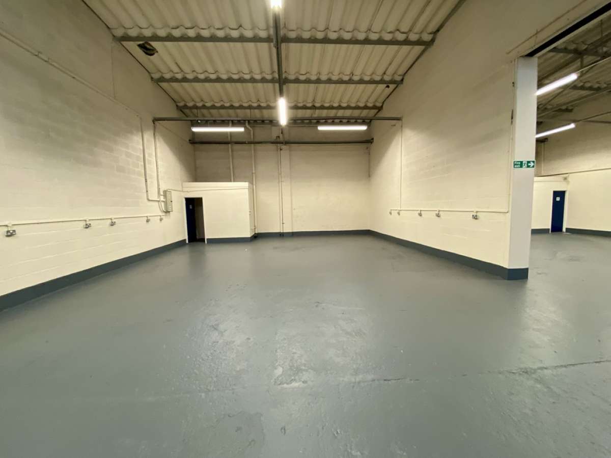 Industrial Unit in Kidderminster - photo 3