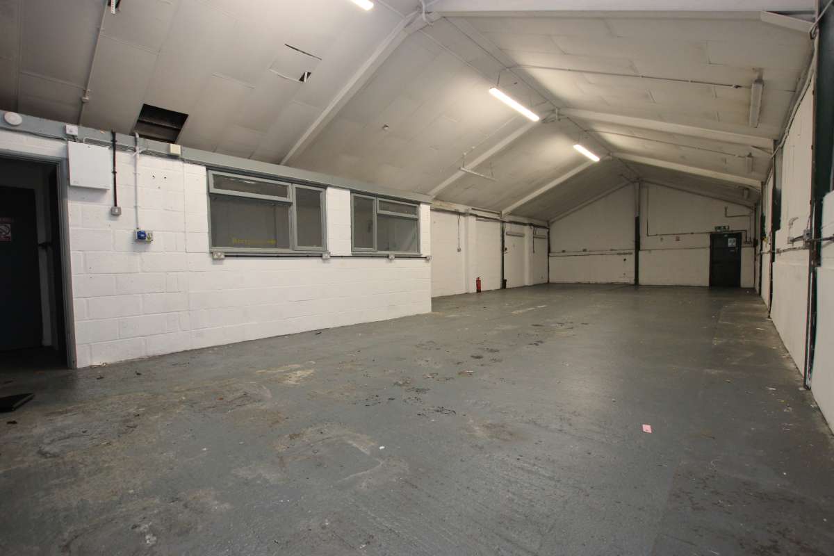 Industrial Unit in Grantham - photo 3
