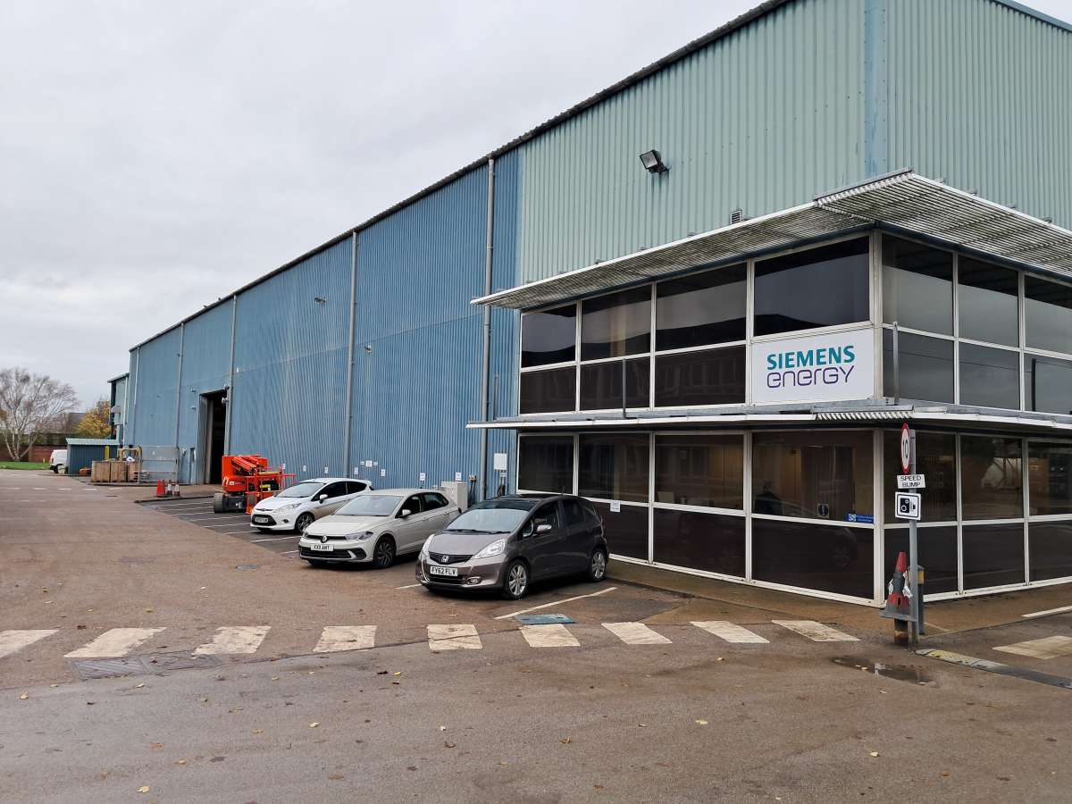 Industrial Unit in Lincoln - photo 3