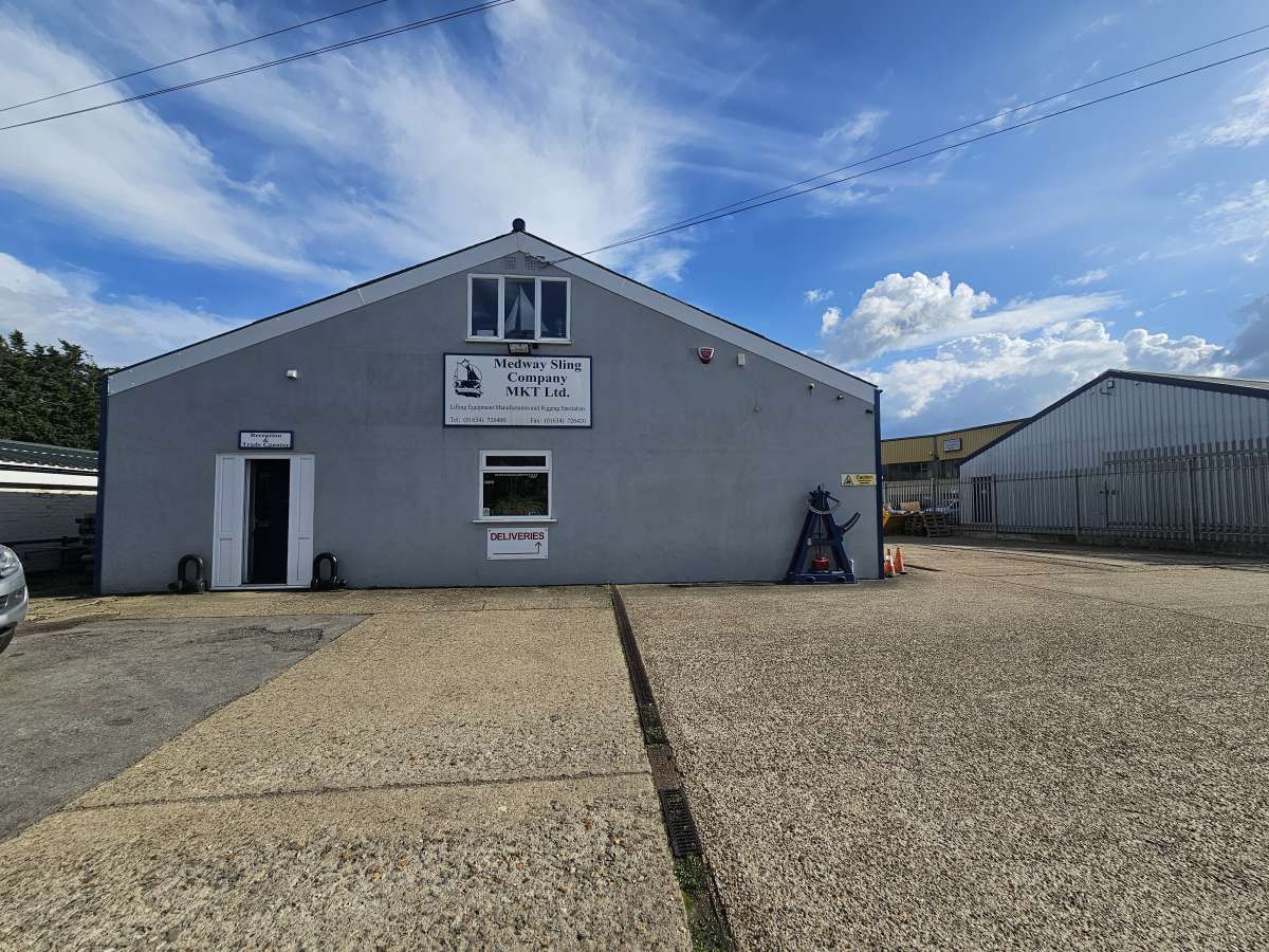 Industrial Unit in Rochester - photo 2