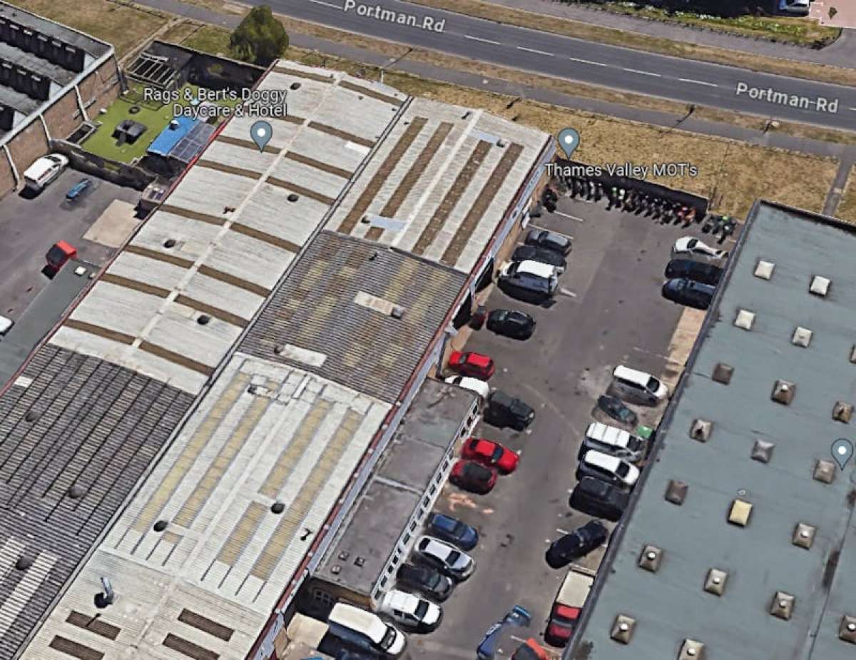 Industrial Unit in Reading - photo 4