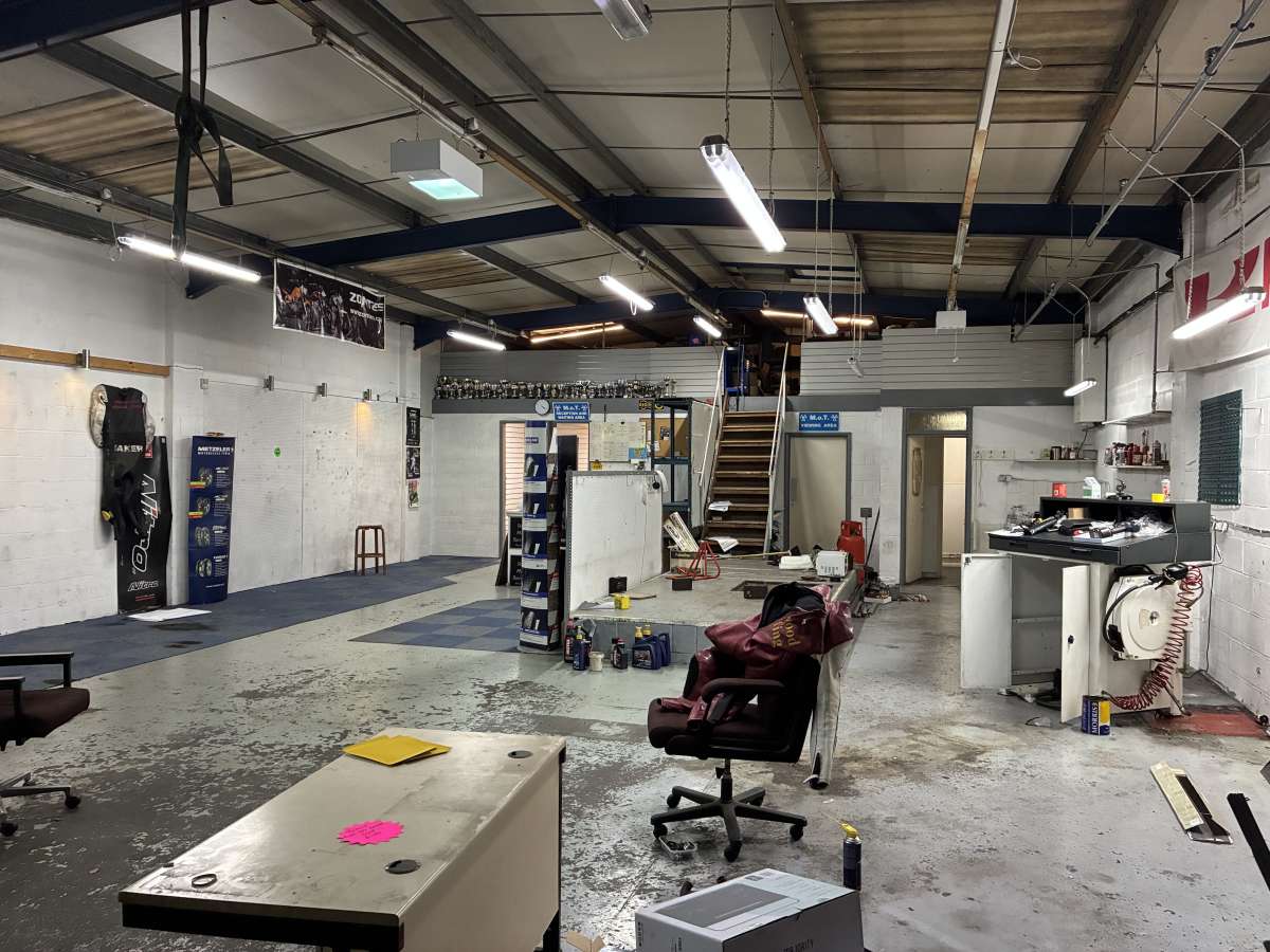 Industrial Unit in North Lynn Industrial Estate - photo 3