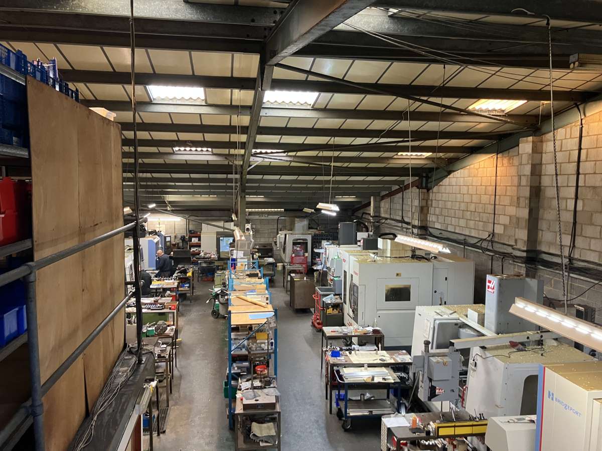 Industrial Unit in March - photo 4