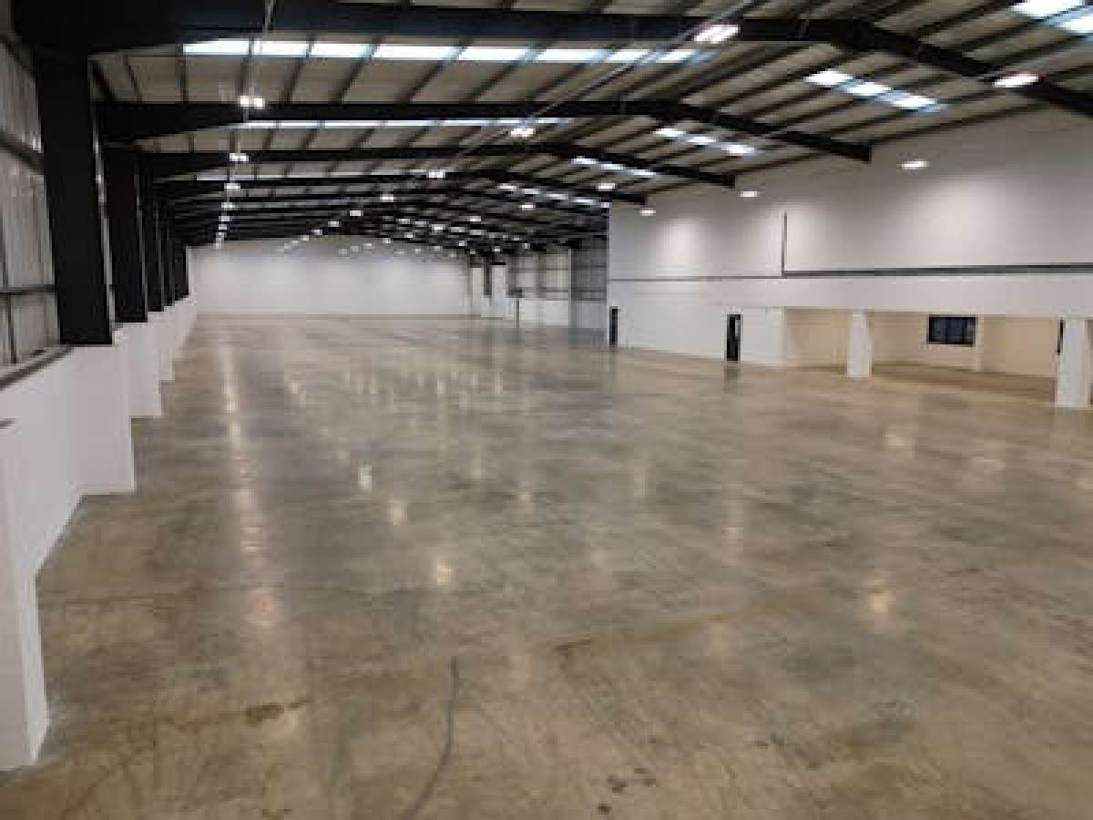 Industrial Unit in Northampton - photo 2