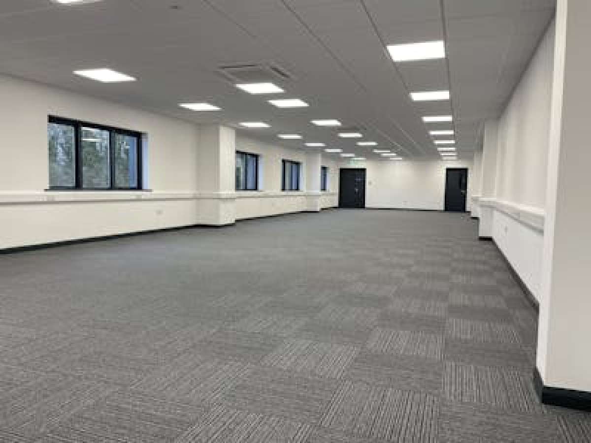 Industrial Unit in Northampton - photo 3