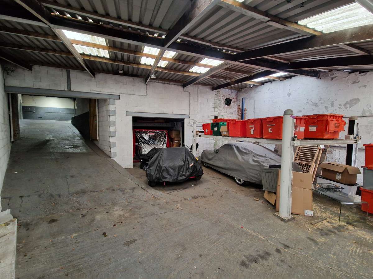 Industrial Unit in Derby - photo 4