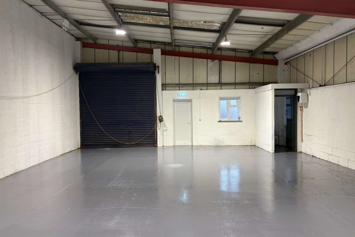 Industrial Unit in Lincoln - photo 3