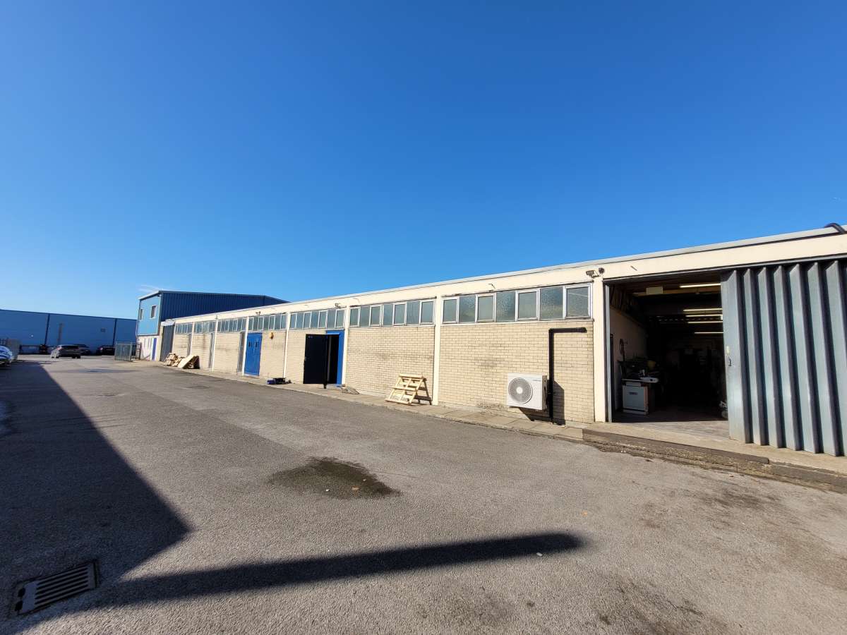 Industrial Unit in Eaton Socon - photo 4