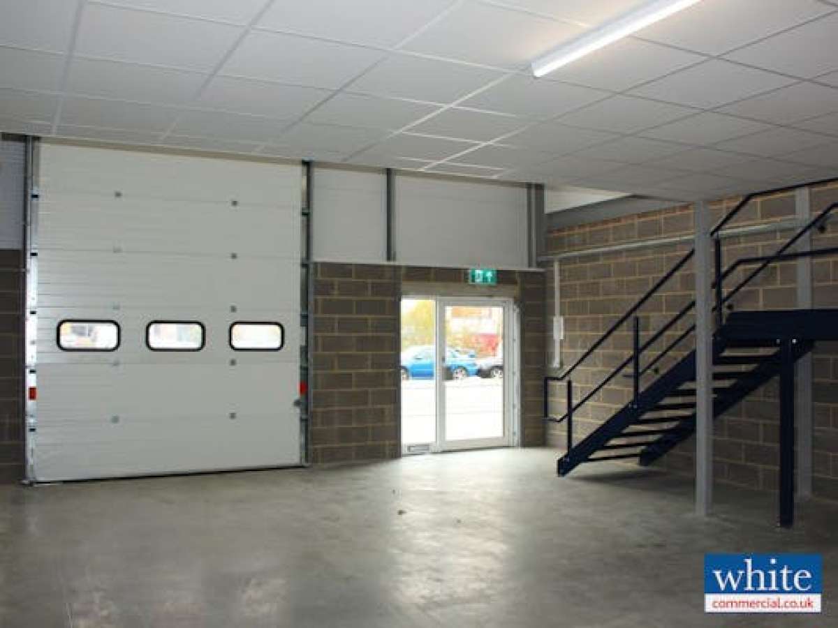 Industrial Unit in Kidlington - photo 4