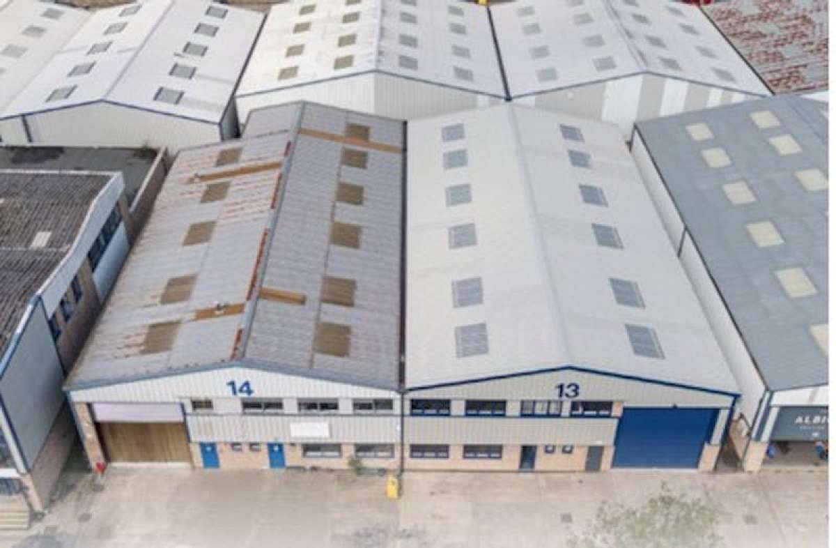 Industrial Unit in London - photo 4