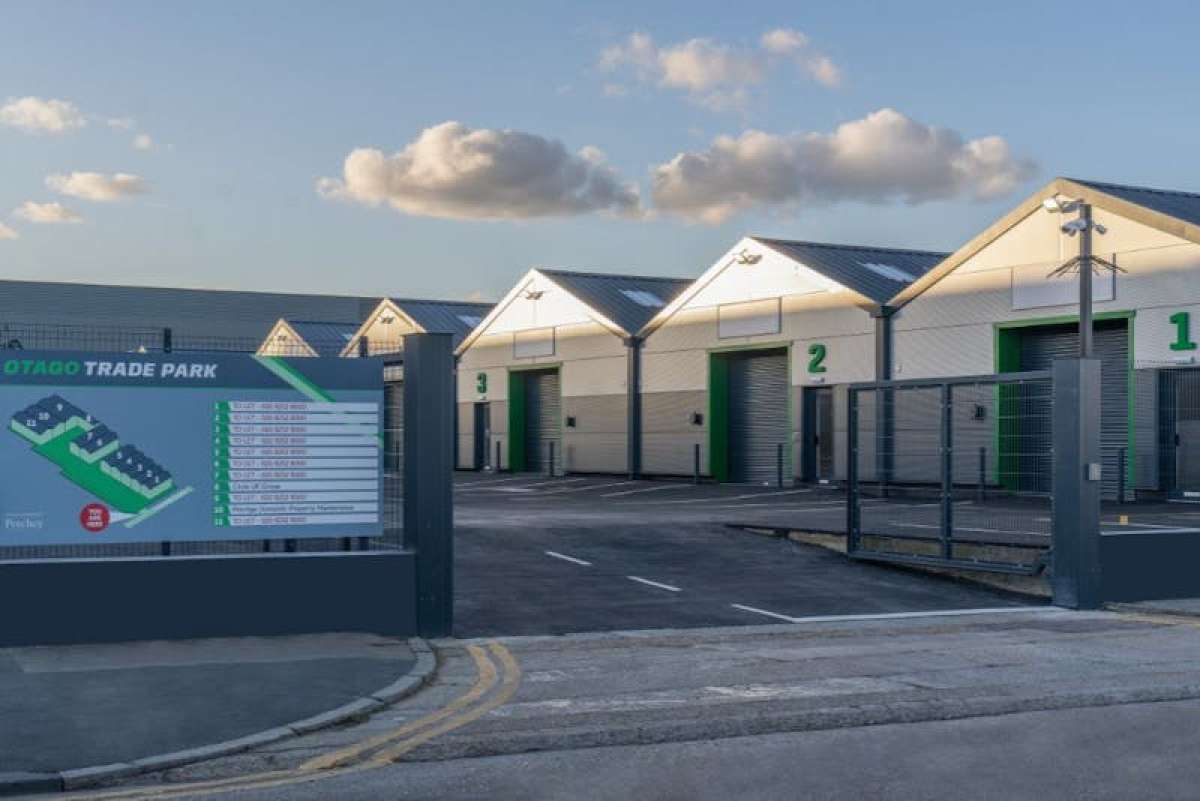 Industrial Unit in Enfield - photo 4