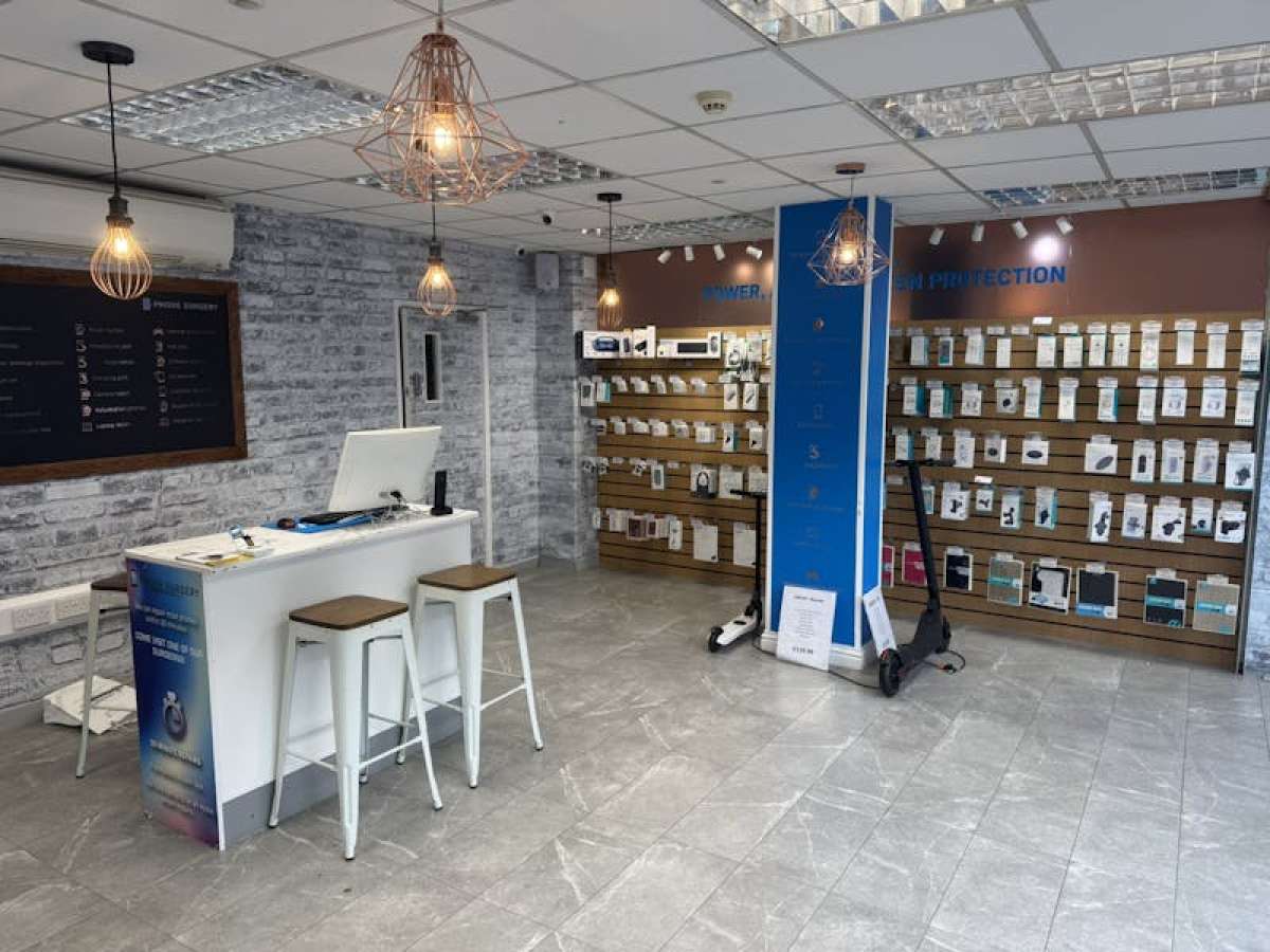 Industrial Unit in Chertsey - photo 4