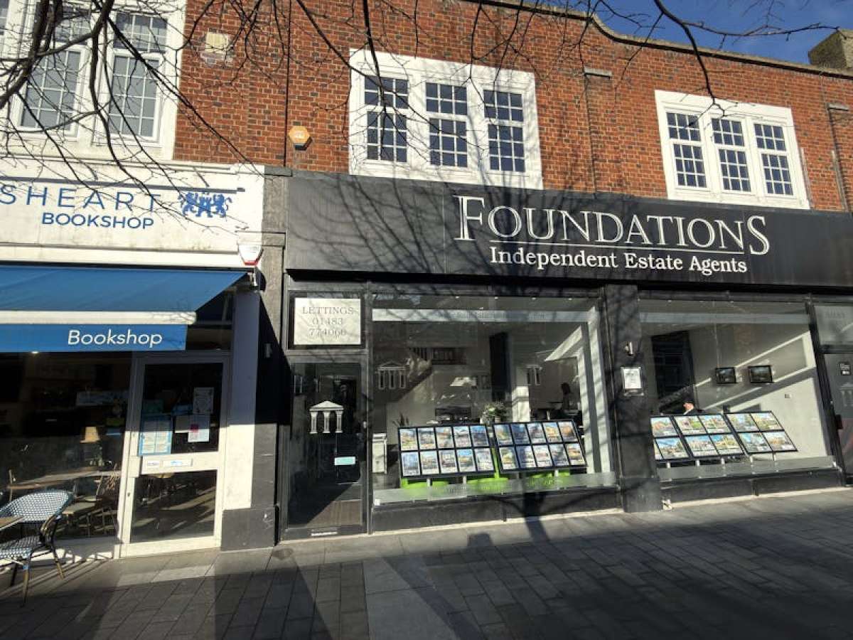 Industrial Unit in Woking - photo 2