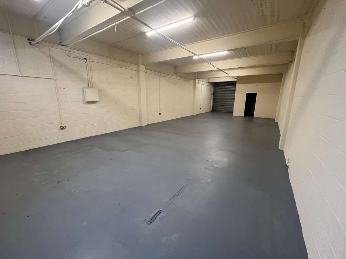Industrial Unit in Leicester - photo 2