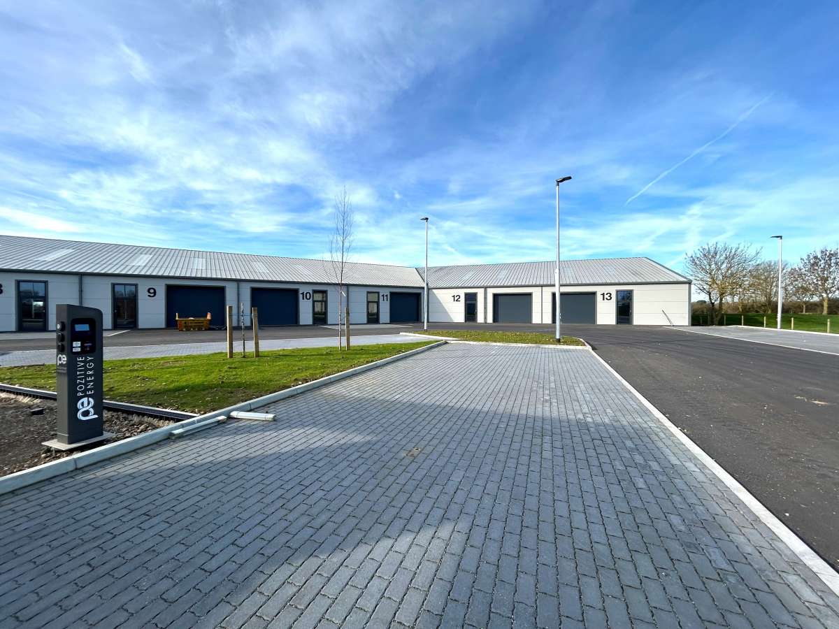 Industrial Unit in Maldon - photo 2