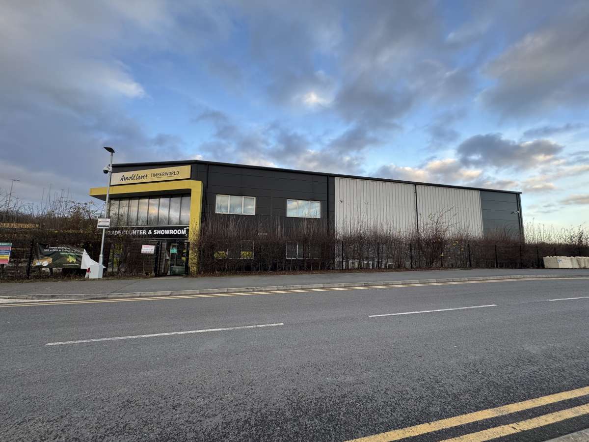 Industrial Unit in Peterborough - photo 3