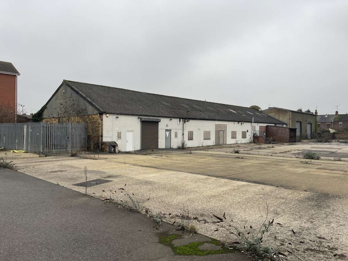 Industrial Unit in Spalding - photo 2