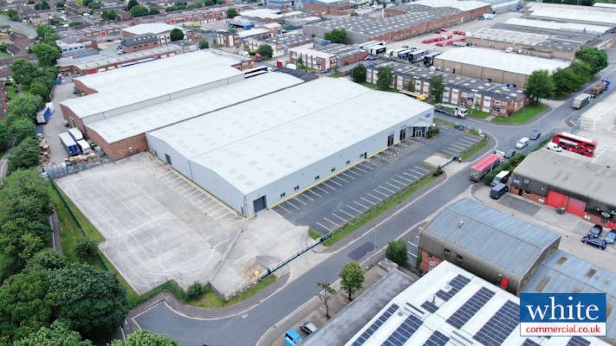 Industrial Unit in Bicester - photo 2