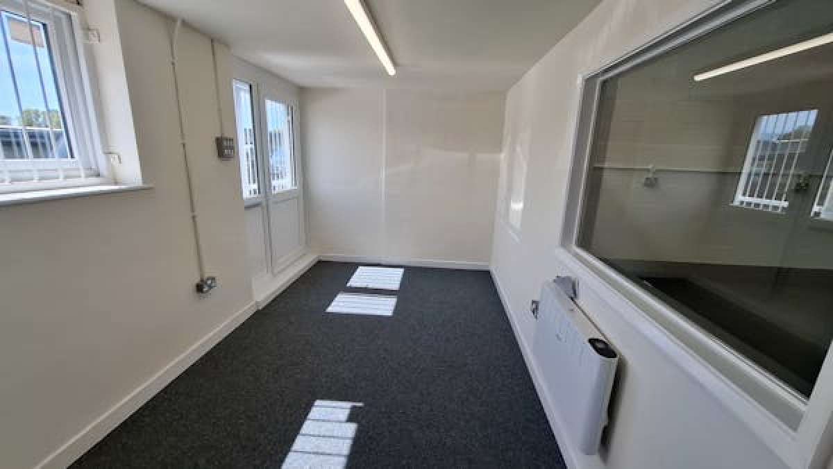 Industrial Unit in Kidderminster - photo 3