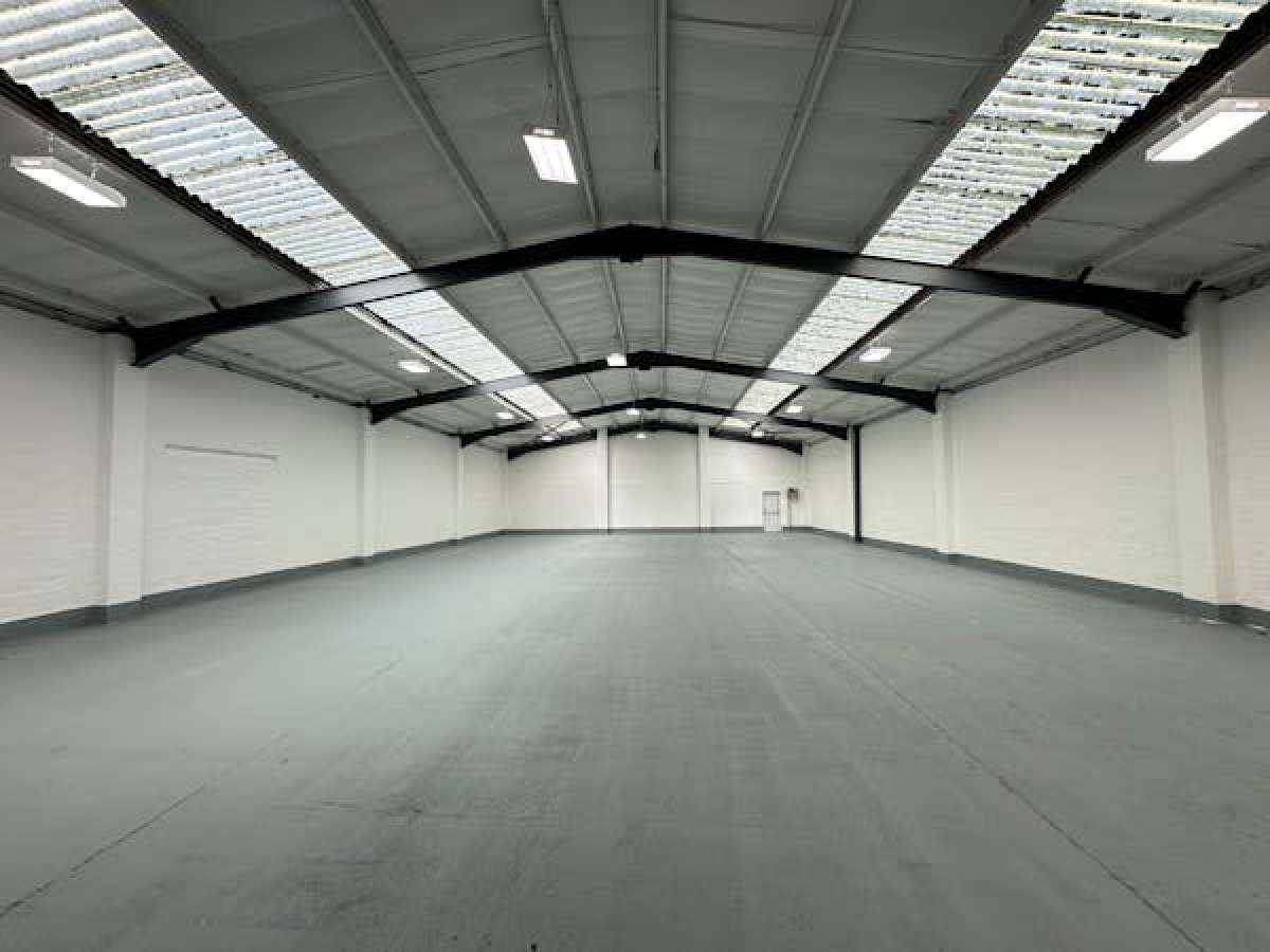 Industrial Unit in Smethwick - photo 2