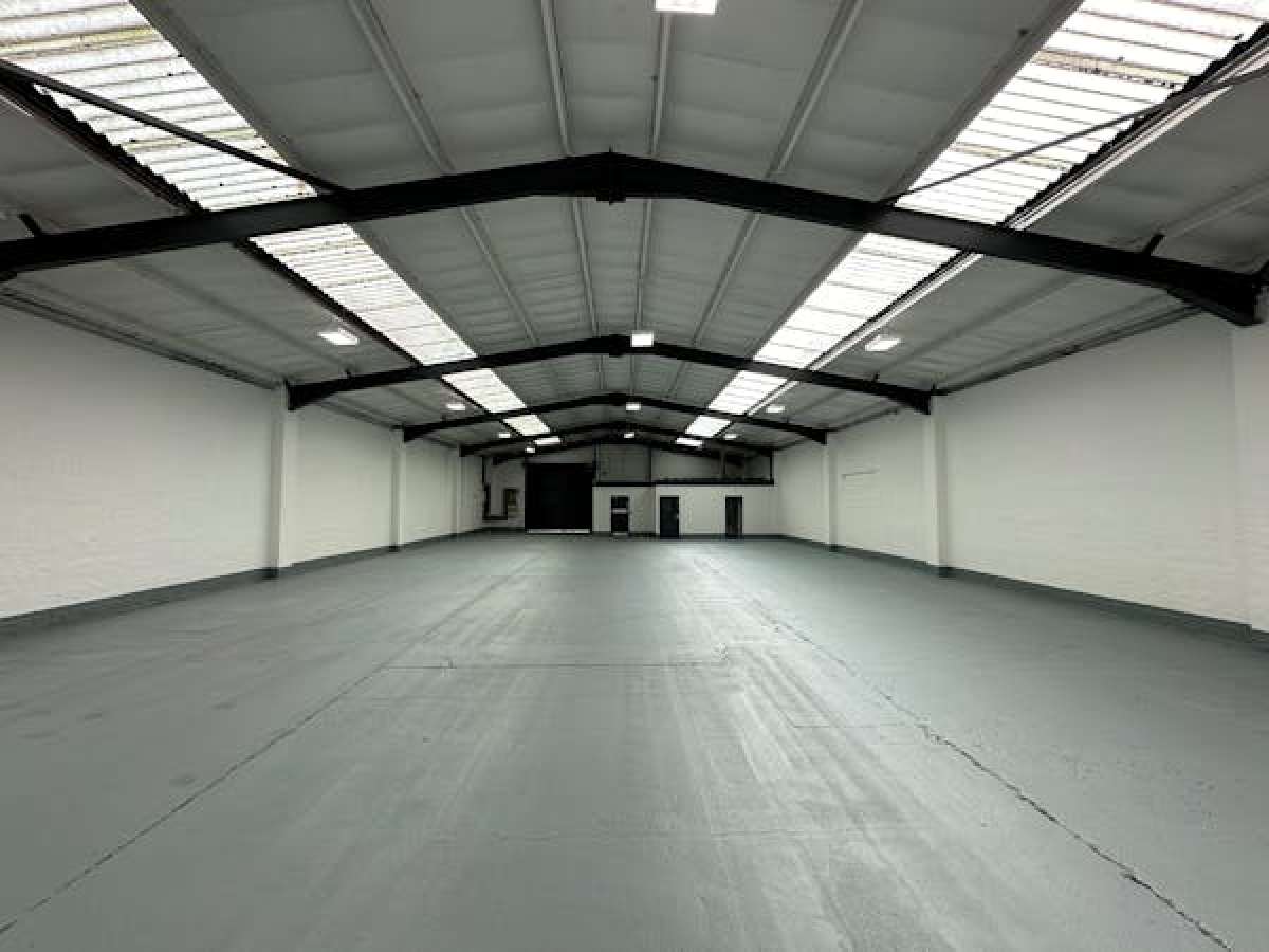 Industrial Unit in Smethwick - photo 2