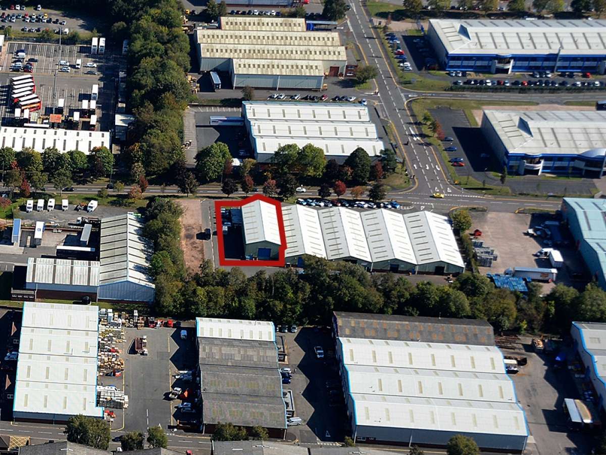 Industrial Unit in Kingswinford - photo 3