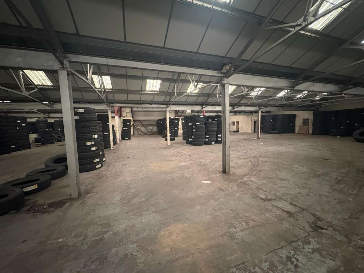 Industrial Unit in Tipton - photo 3