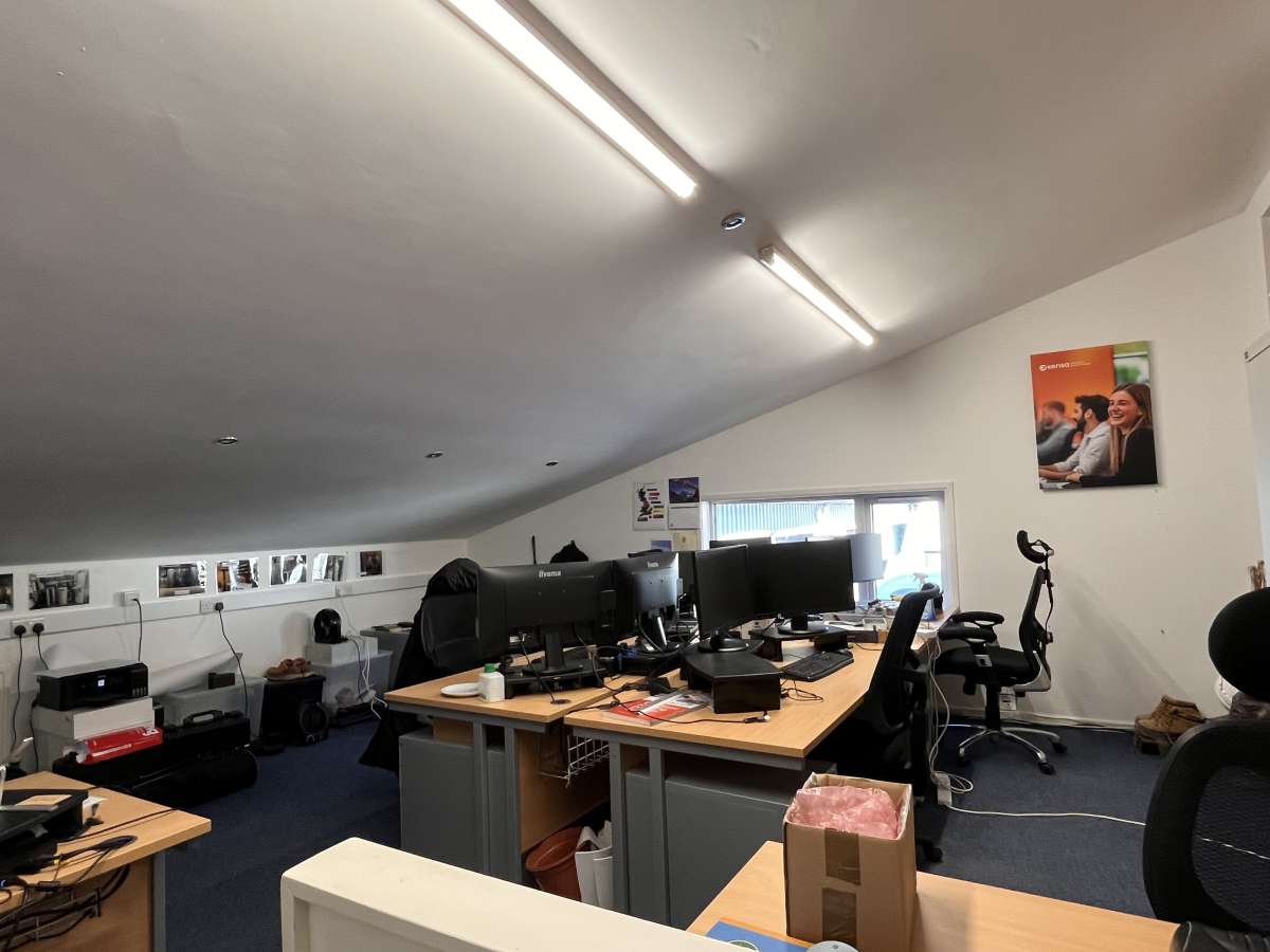 Industrial Unit in Clyst St. Mary - photo 3