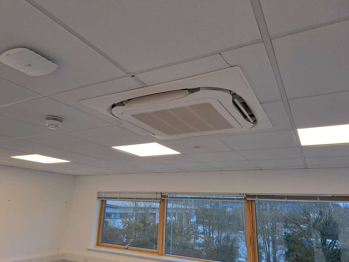 Industrial Unit in Redruth - photo 3