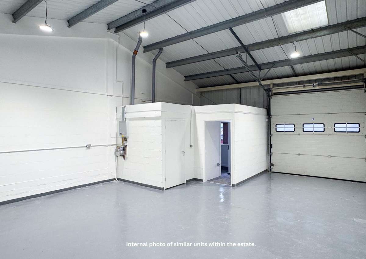 Industrial Unit in Bodmin - photo 2