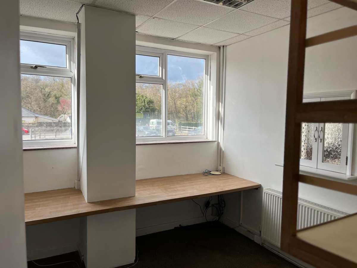 Industrial Unit in Okehampton - photo 4