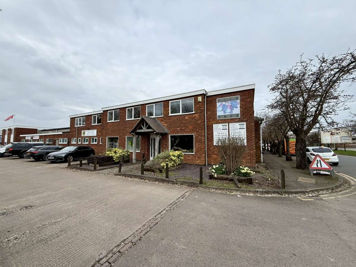 Industrial in Hinckley