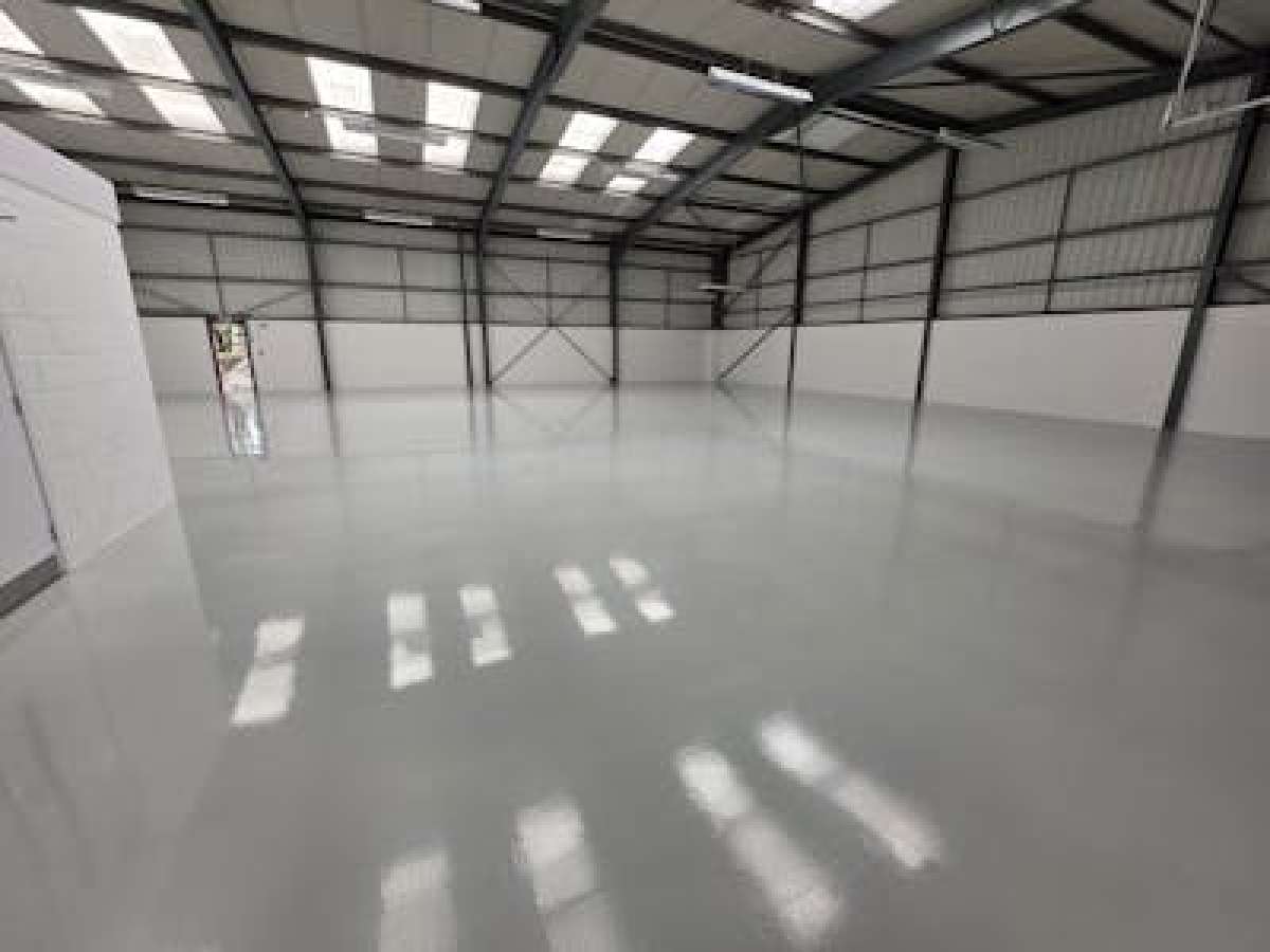Industrial Unit in Waterlooville - photo 4