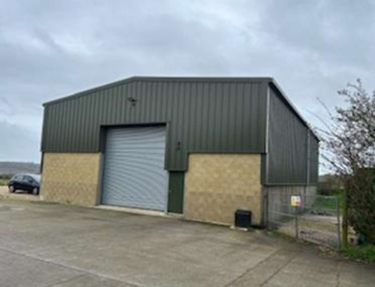 Industrial Unit in Marlborough - photo 3