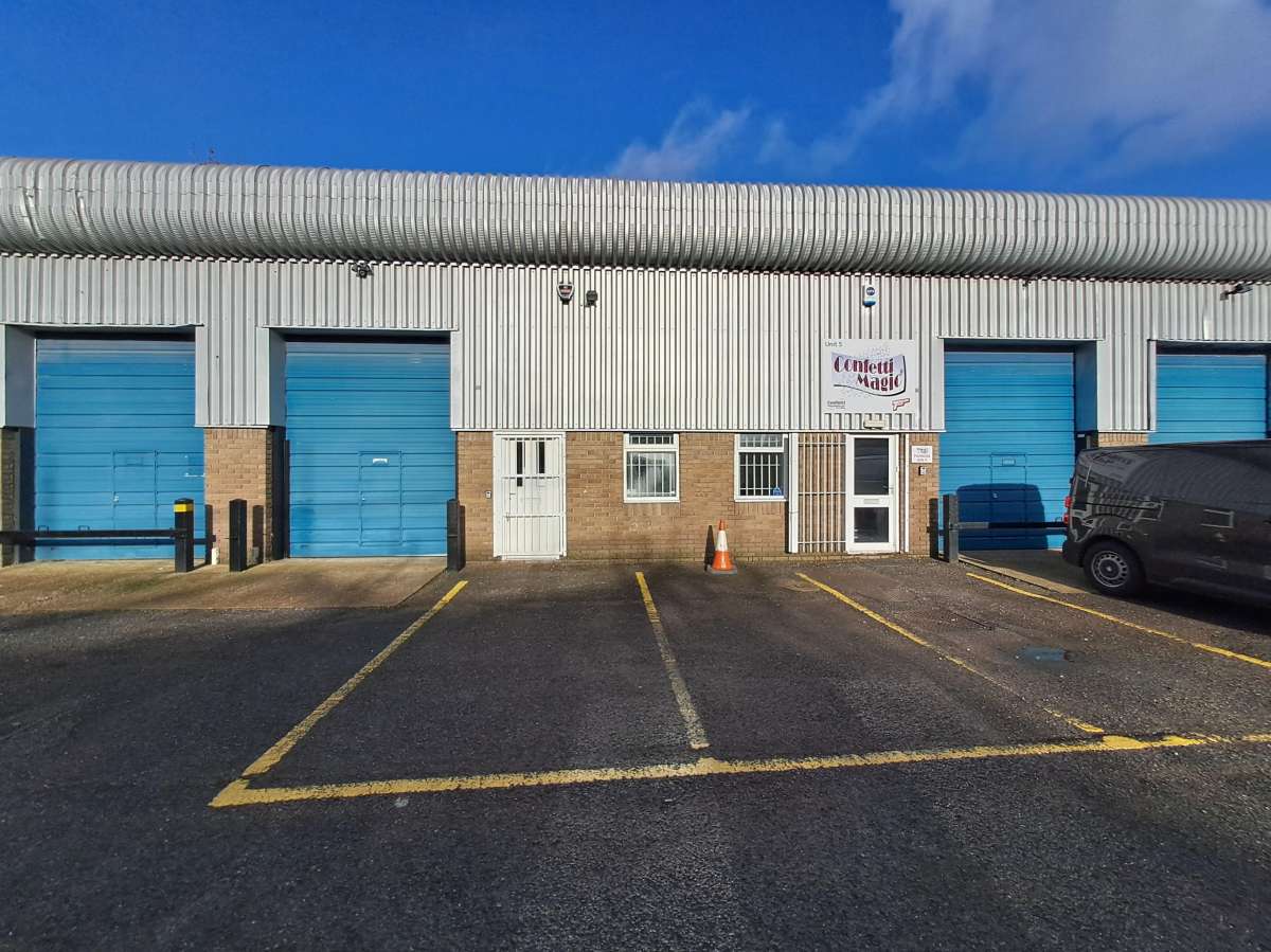 Industrial Unit in St. Albans - photo 4