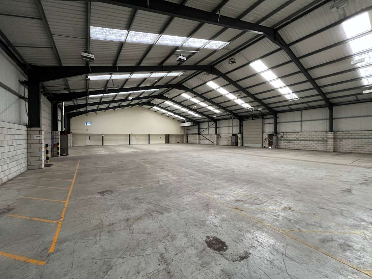 Industrial Unit in Ford - photo 4