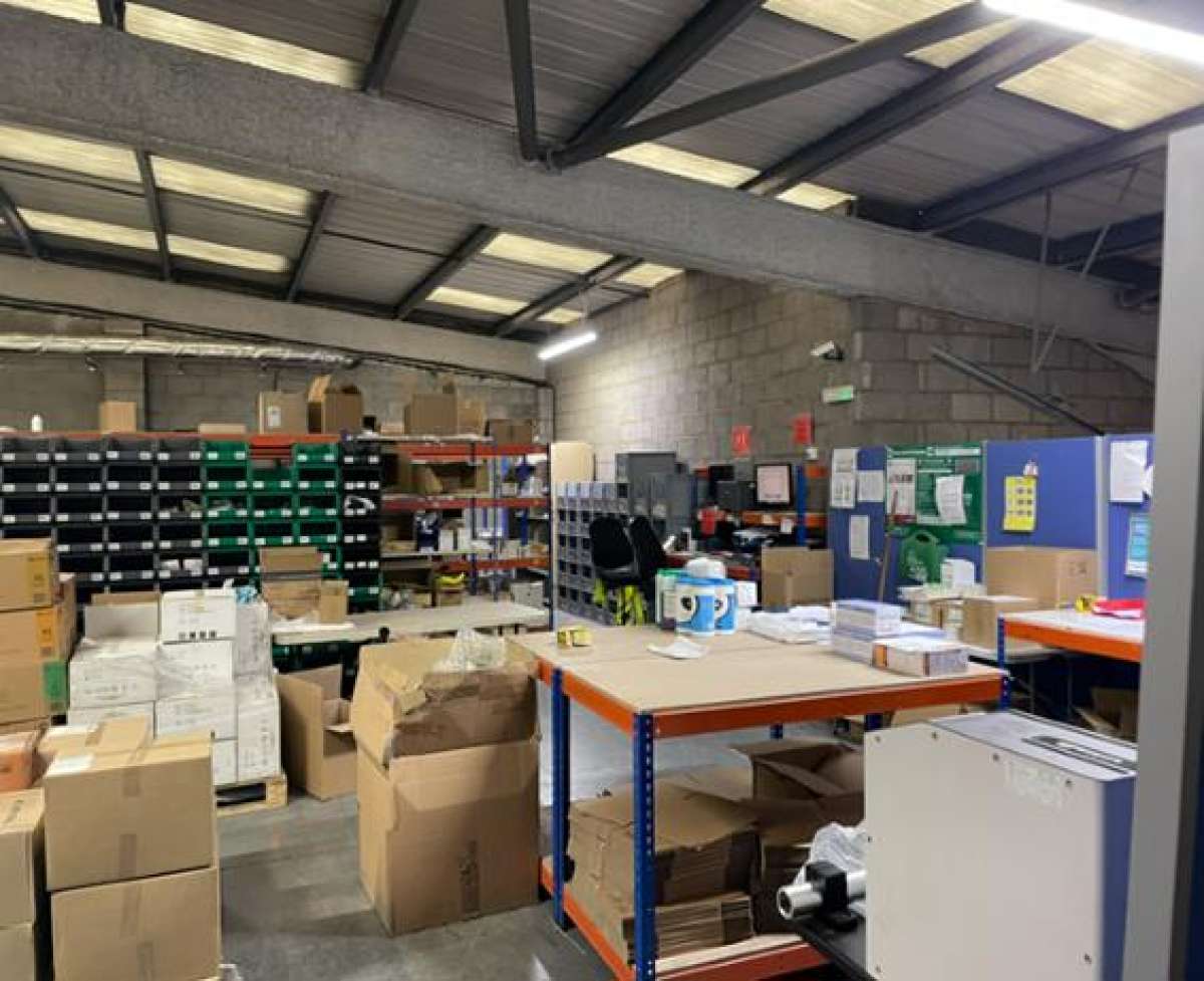 Industrial Unit in Melksham - photo 3