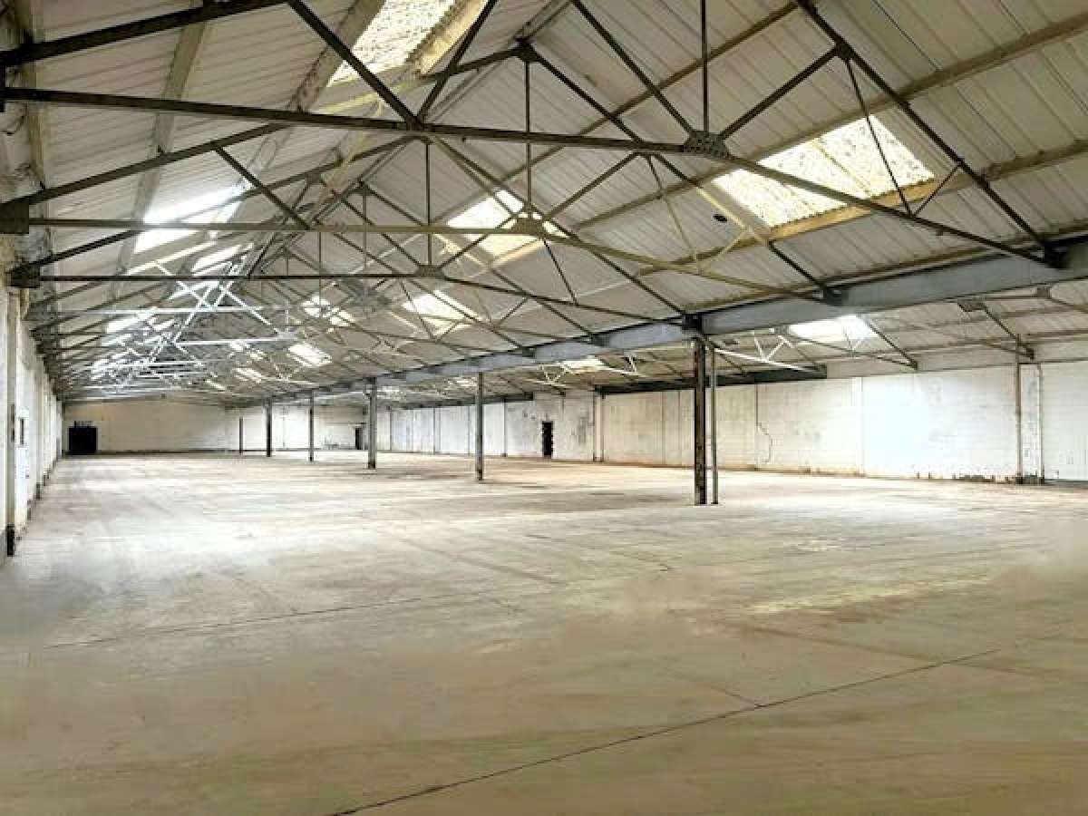 Industrial Unit in Park Royal - photo 3