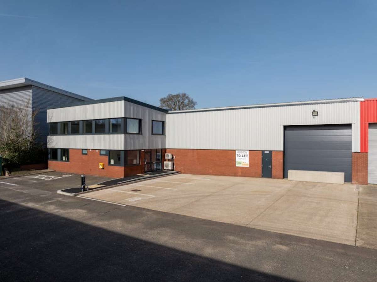 Industrial in Hedge End