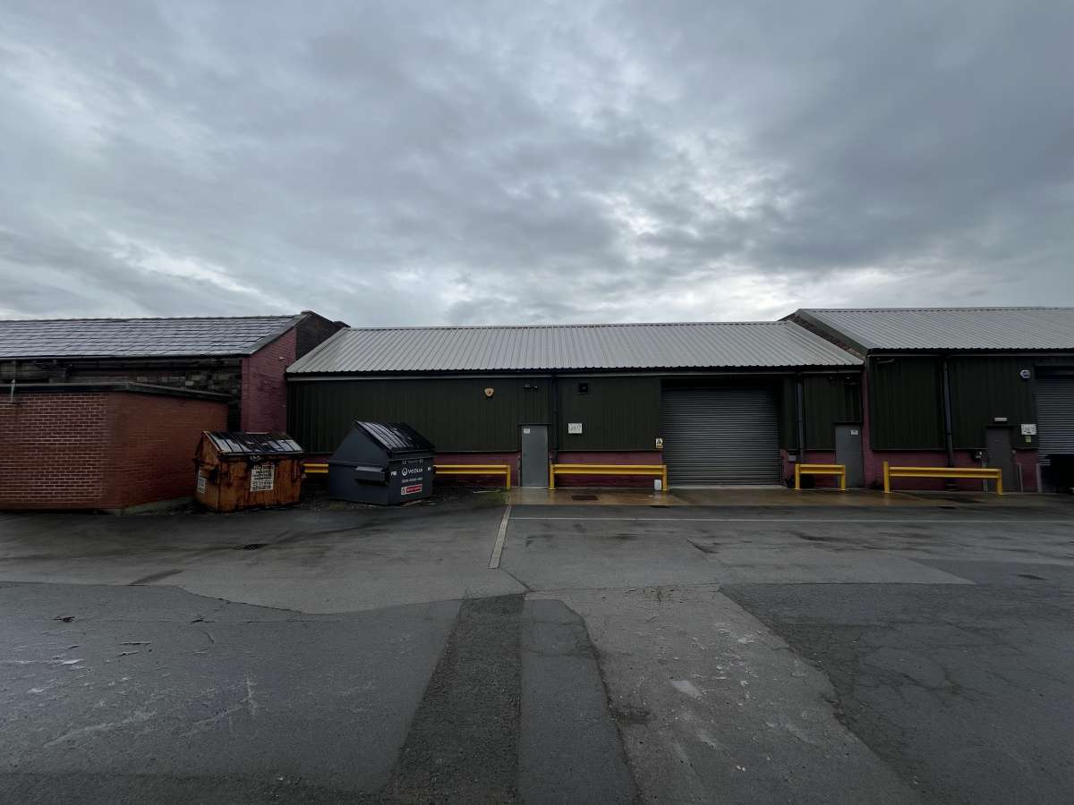 Industrial Unit in Mirfield - photo 4