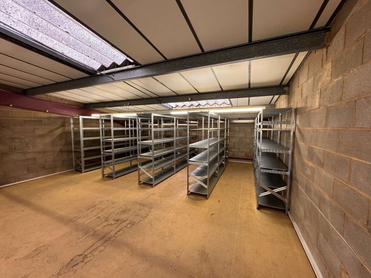 Industrial Unit in Shepshed - photo 2