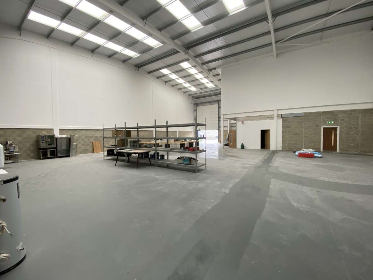 Industrial Unit in Orpington - photo 3