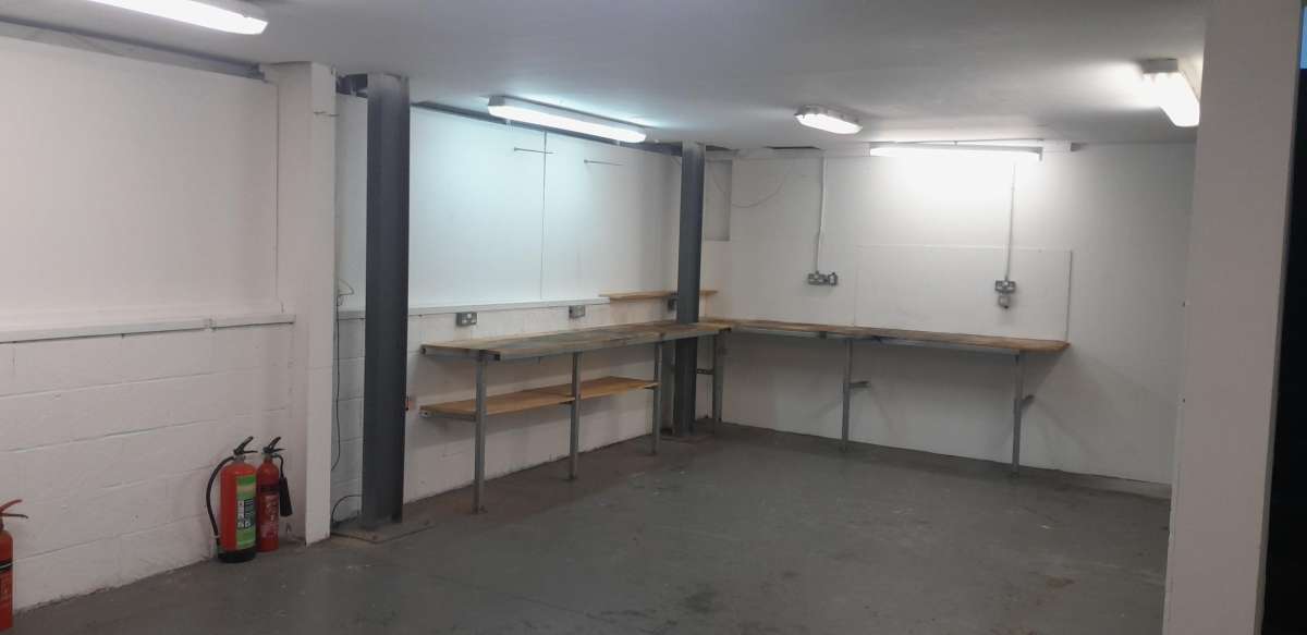 Industrial Unit in Ashford - photo 3