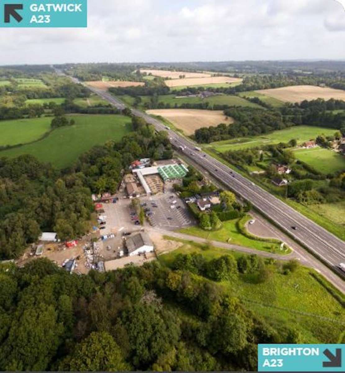 Industrial Unit in Haywards Heath - photo 2