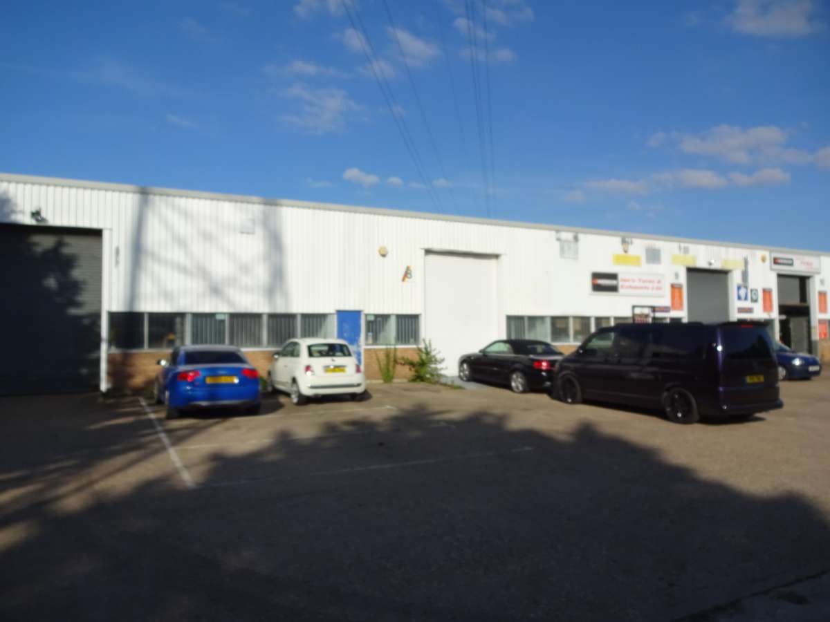 Industrial Unit in Huntingdon - photo 2