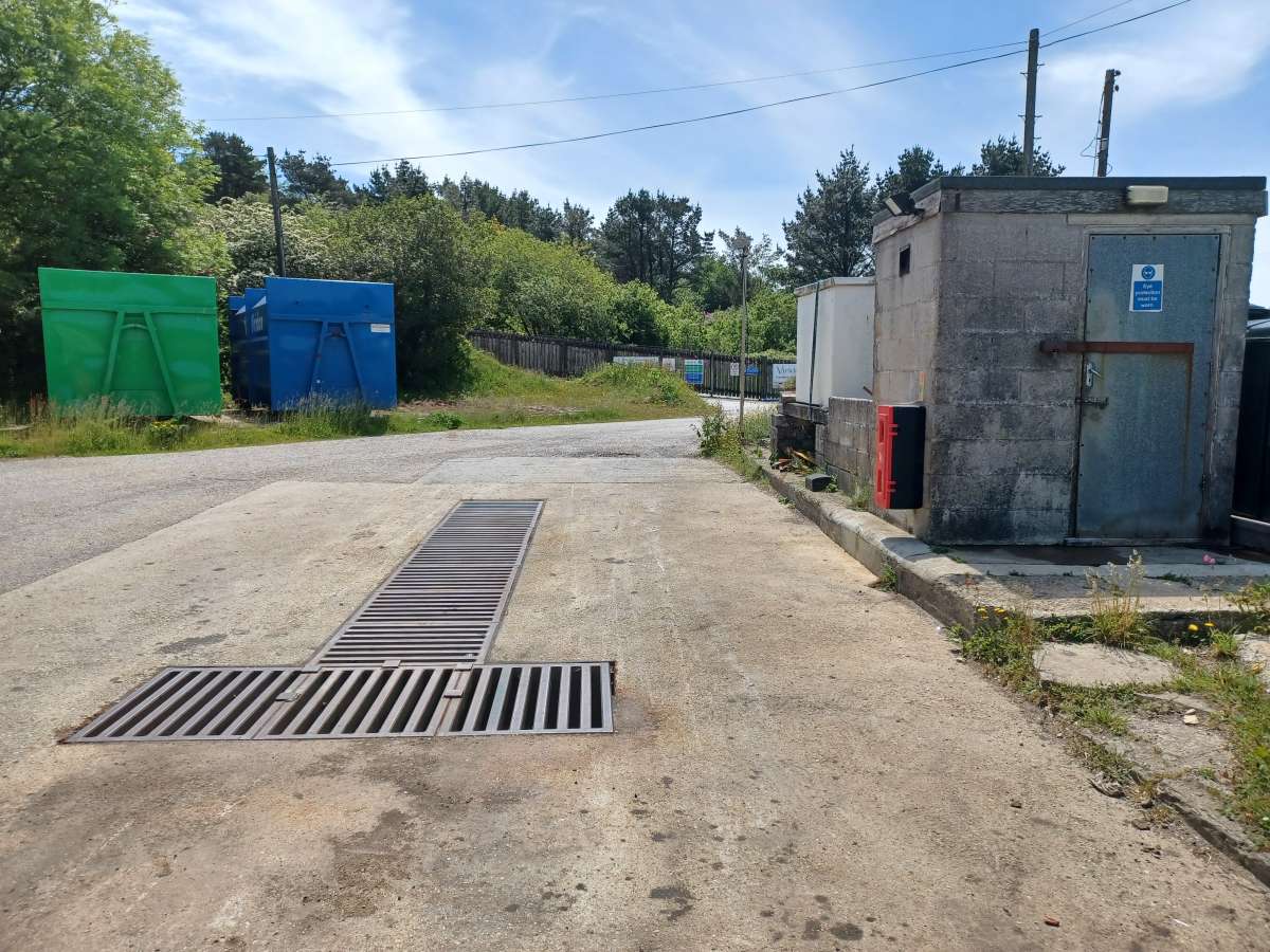 Industrial Unit in St Austell - photo 3