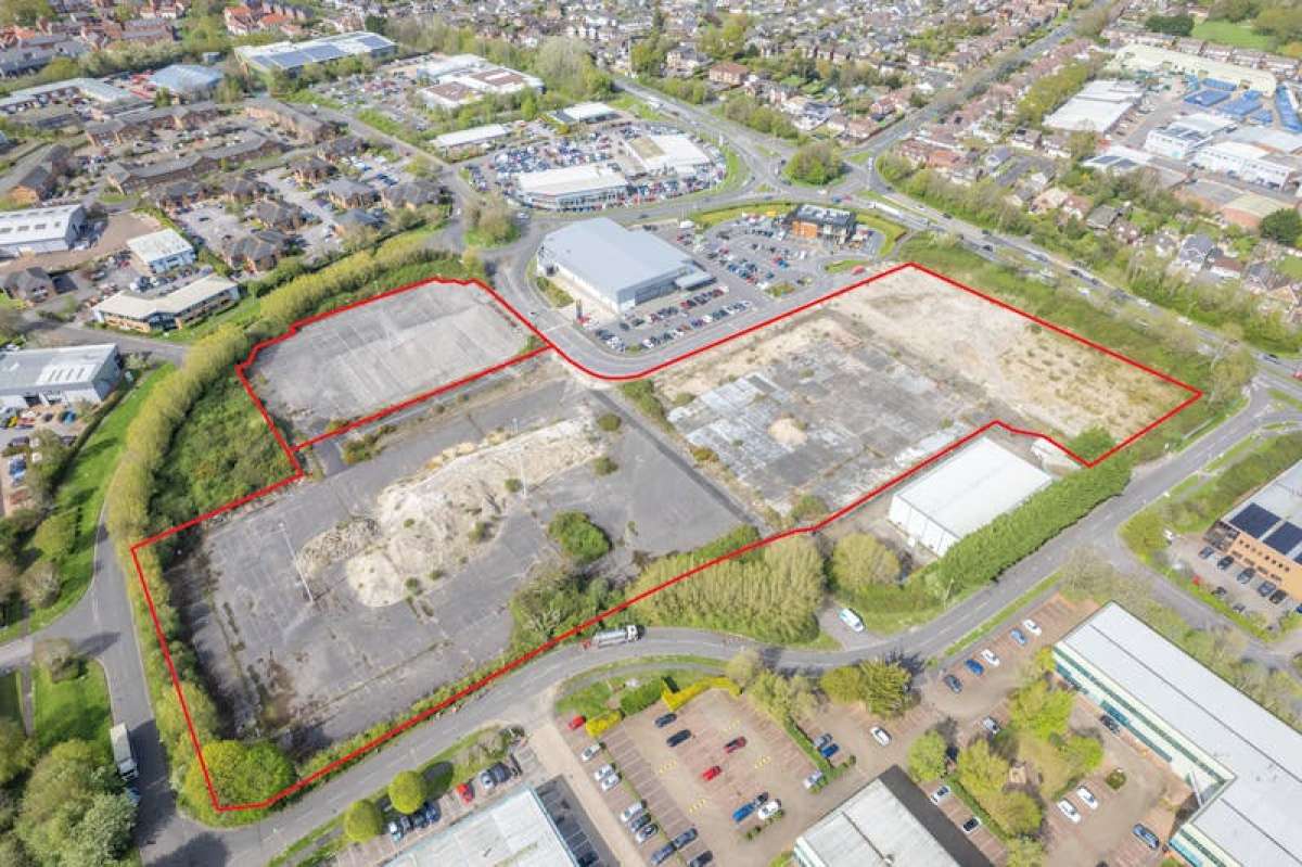 Industrial Unit in Waterlooville - photo 4